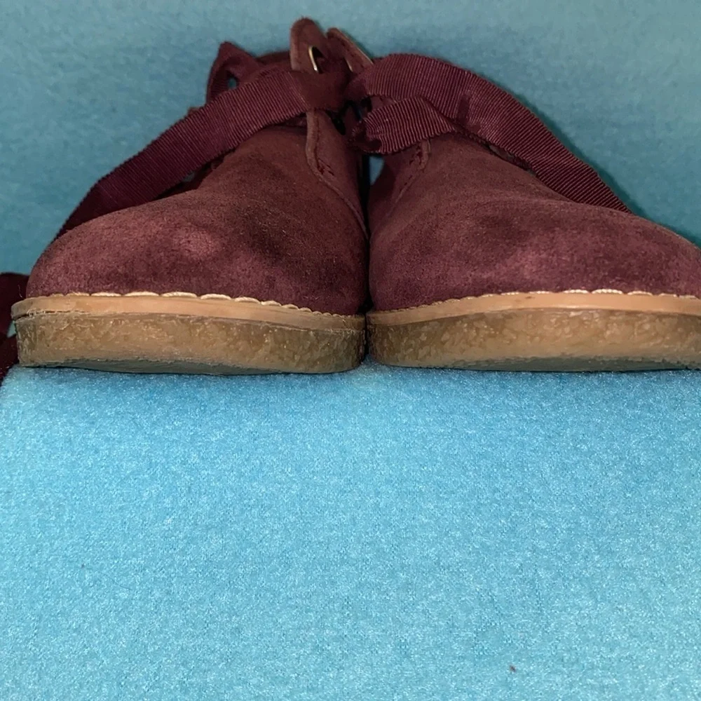 ISAAC MIZRAHI LIVE CHUKKA  Imzoe leather suede upper merlot purple NEW size 7M